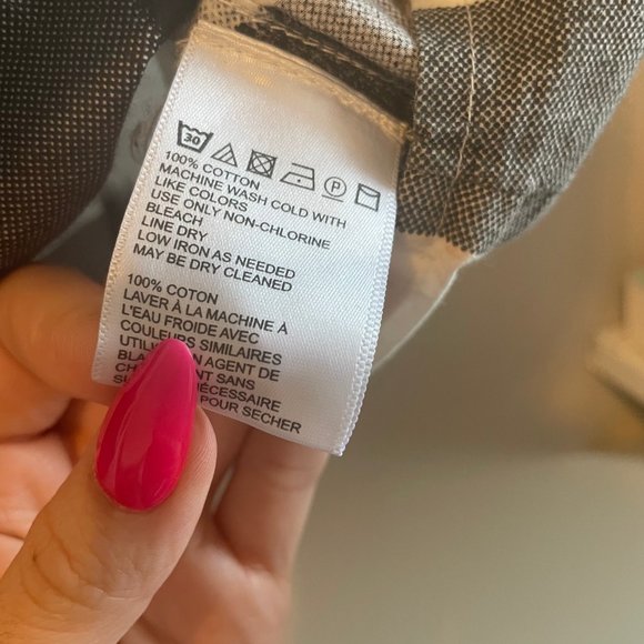 Urban Outfitters Black and White Crop Top with Button Back - Picture 5 of 5